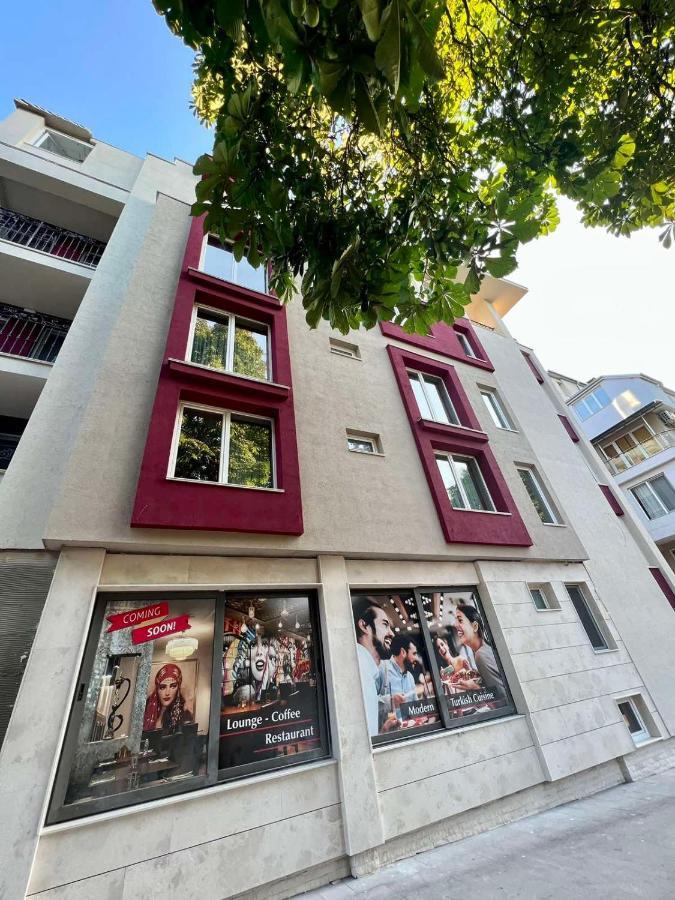 Floral Boutique Hotel Pleven Bagian luar foto