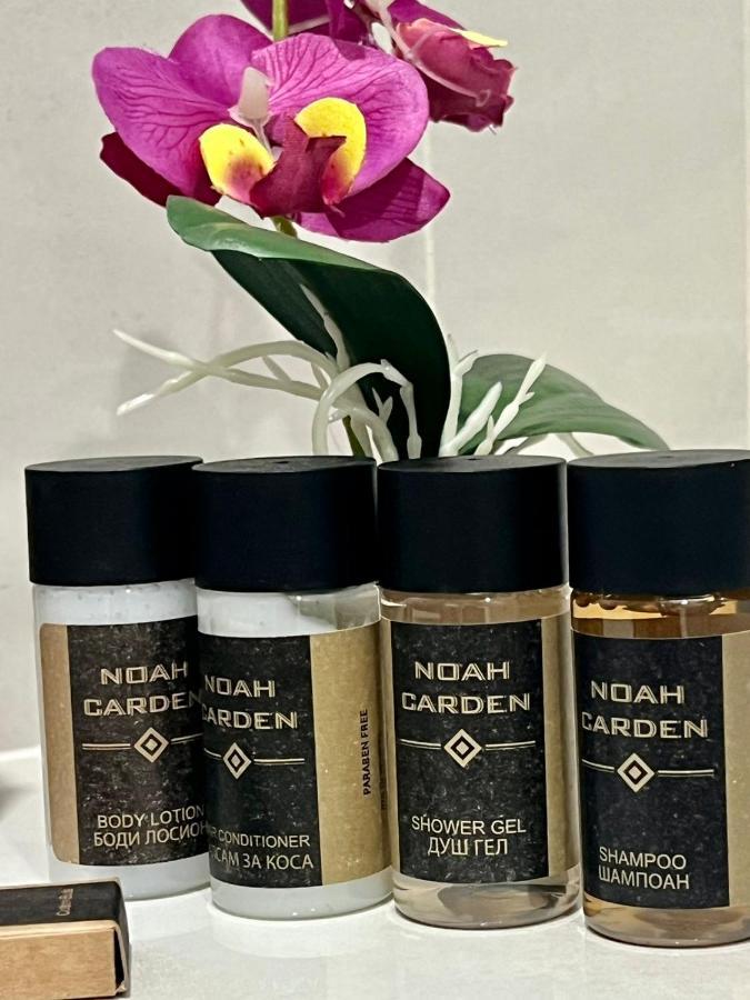 Floral Boutique Hotel Pleven Bagian luar foto