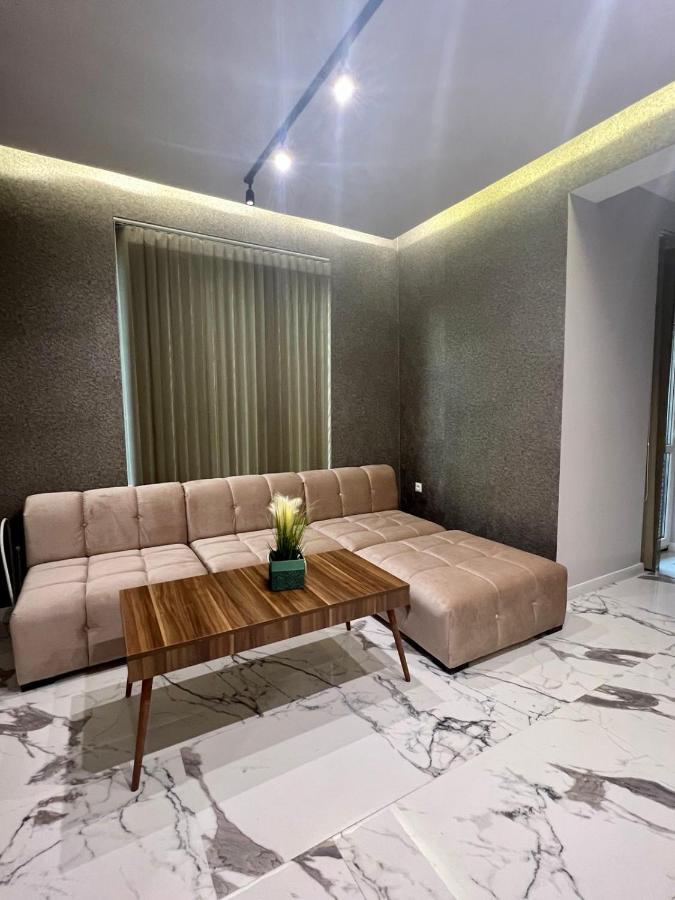 Floral Boutique Hotel Pleven Bagian luar foto