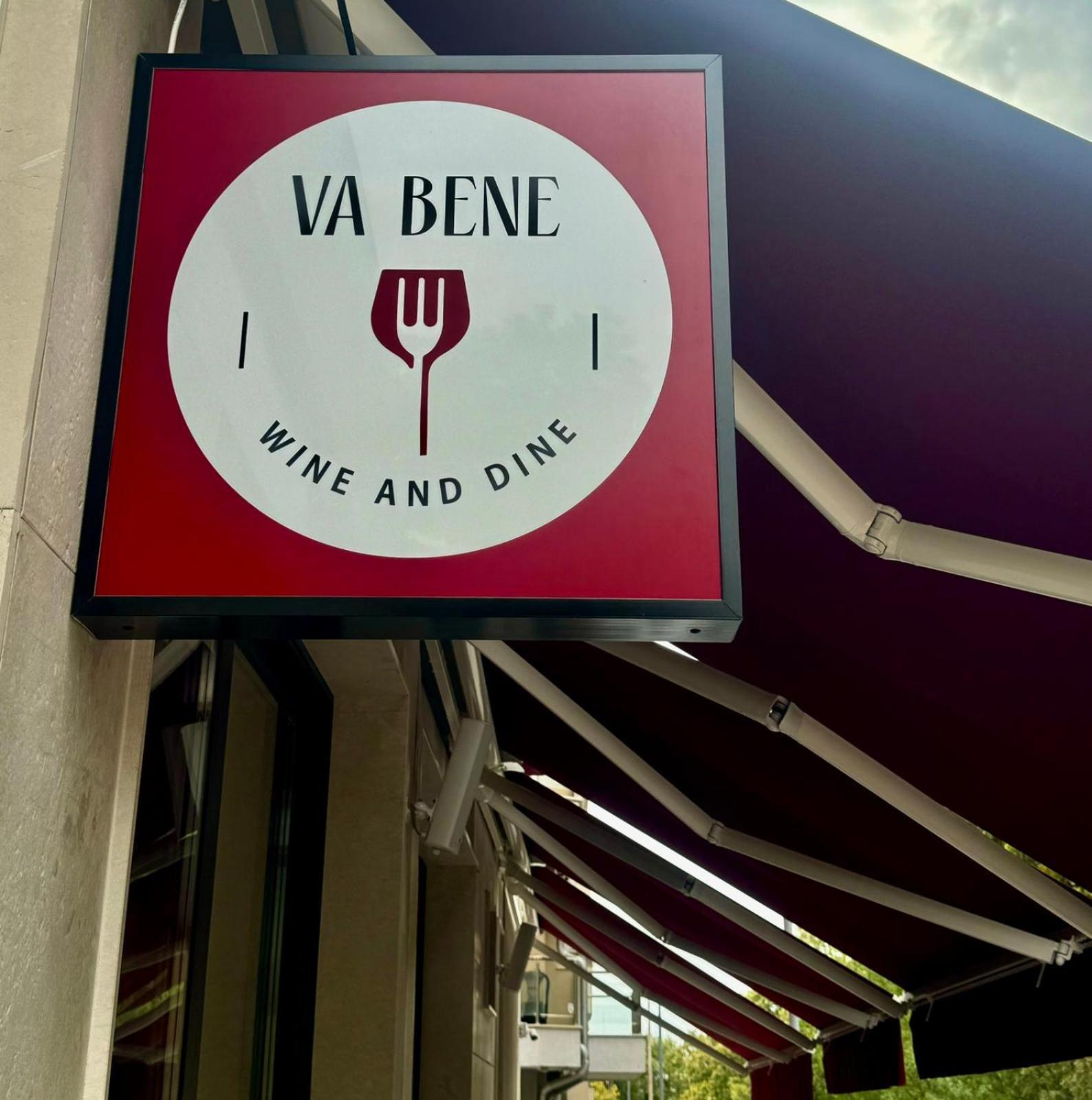 Floral Boutique Hotel Pleven Bagian luar foto